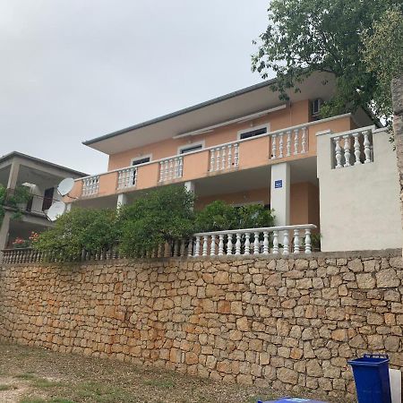 Apartmani Spomenka Seline Exterior photo