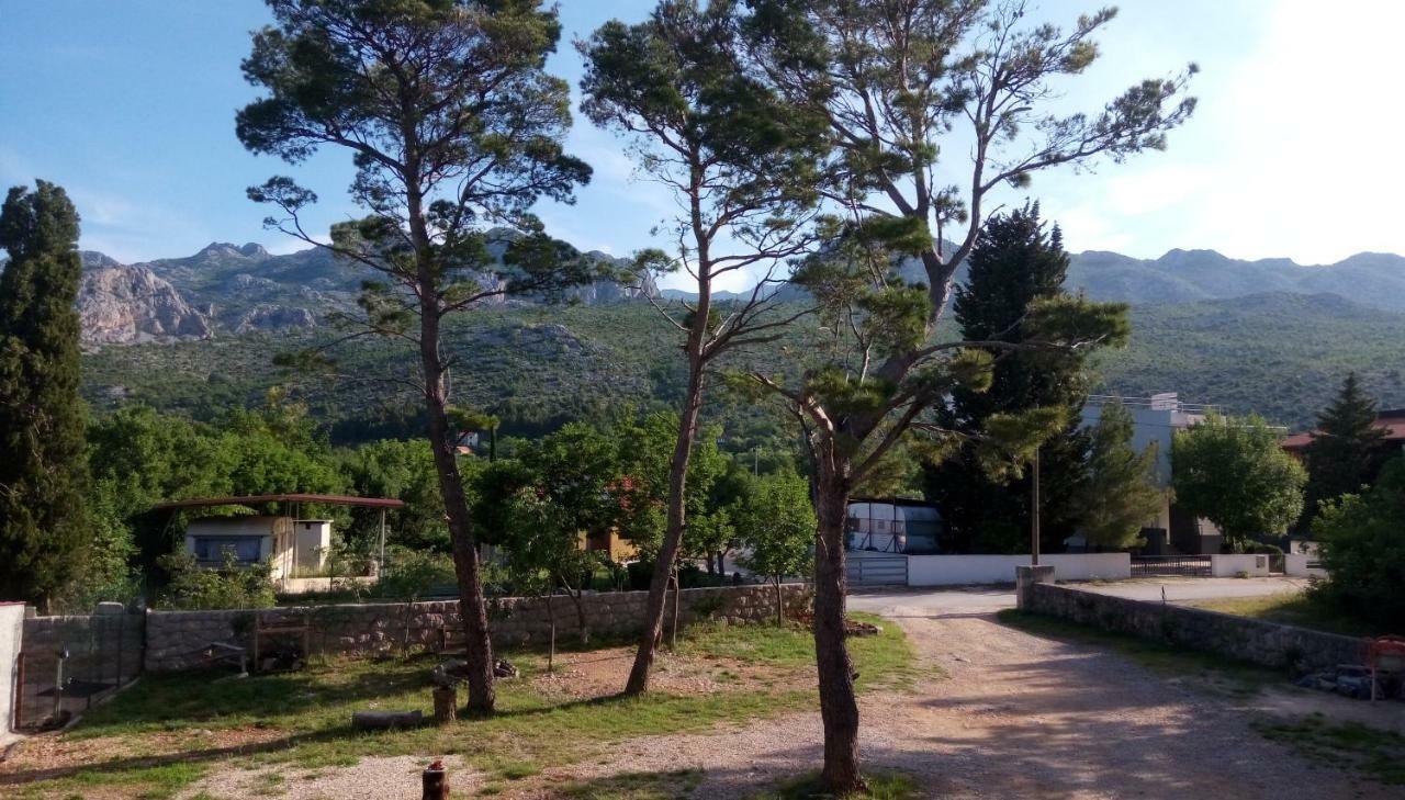 Apartmani Spomenka Seline Exterior photo