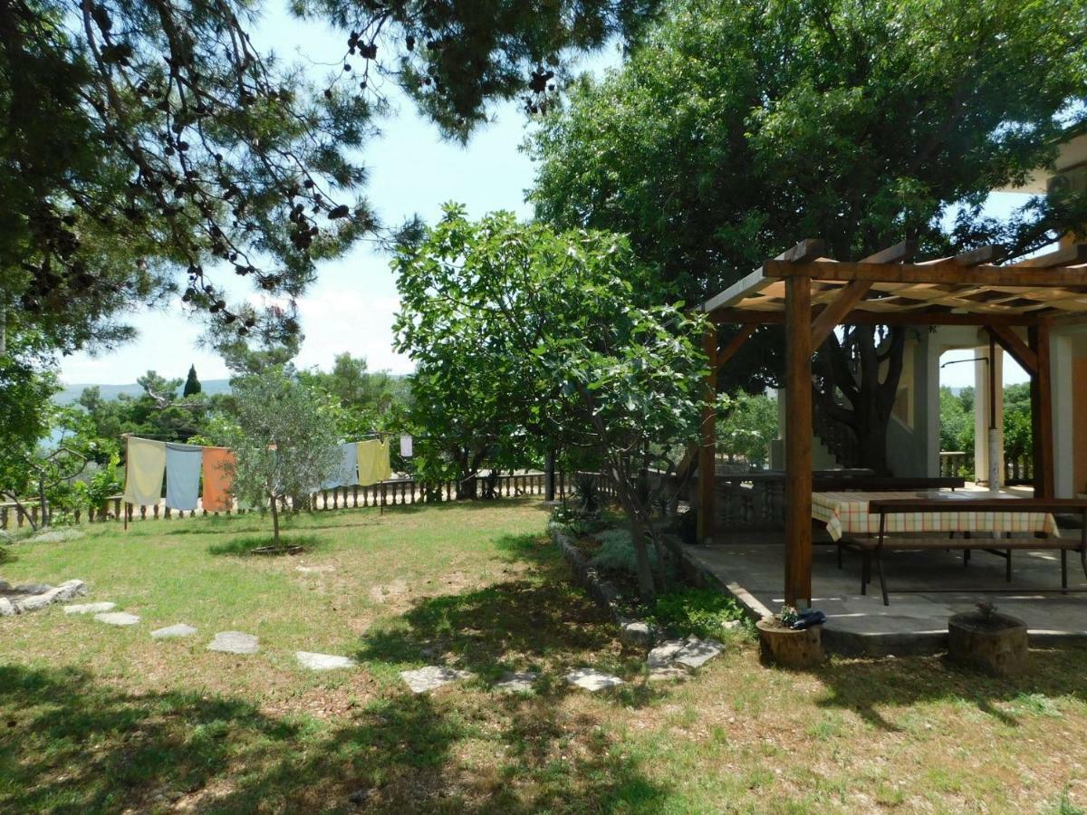 Apartmani Spomenka Seline Exterior photo