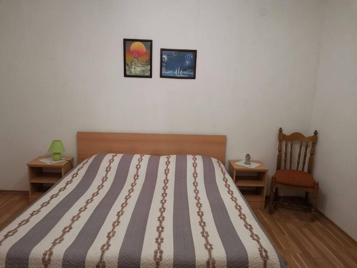 Apartmani Spomenka Seline Exterior photo